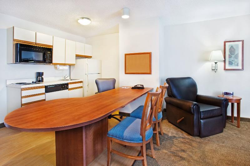 Candlewood Suites Huntersville-Lake Norman Area By Ihg מראה חיצוני תמונה